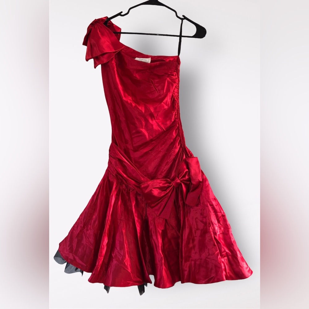 One Shoulder Red Dress
